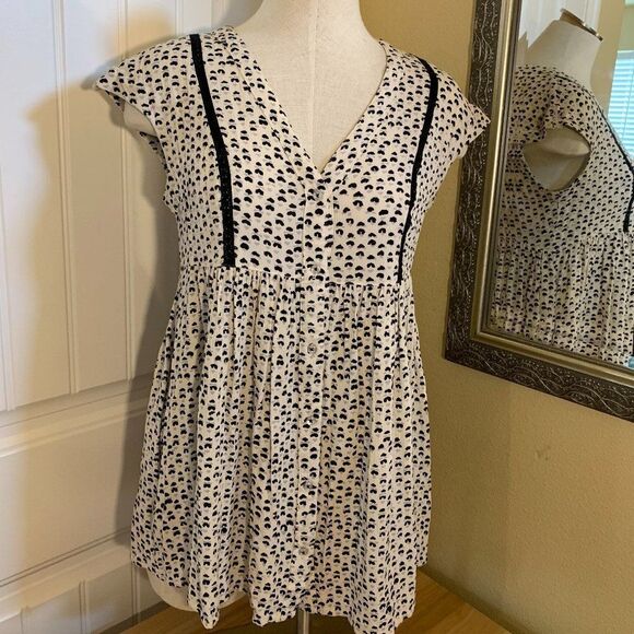 VanessaVirginia Women's Black & White Heart Button Down Cap Sleeve Top Size XS - Picture 5 of 9